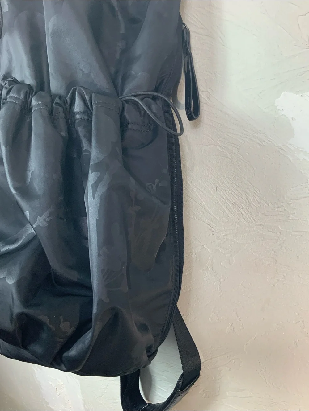 lululemon athletica pre owned